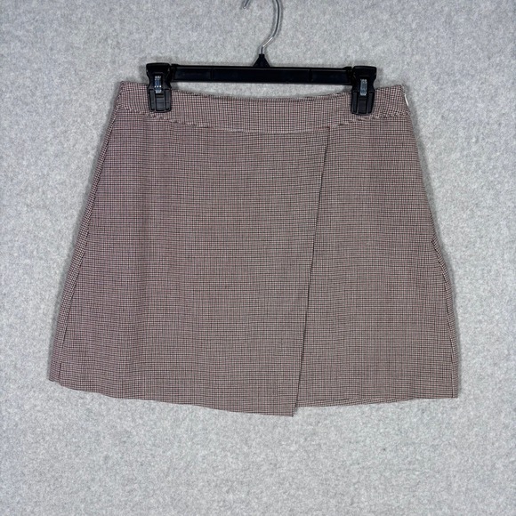 a new day Dresses & Skirts - A New Day Mini Skirt Size 6 Brown Navy Houndstooth Plaid Faux Wrap Preppy School